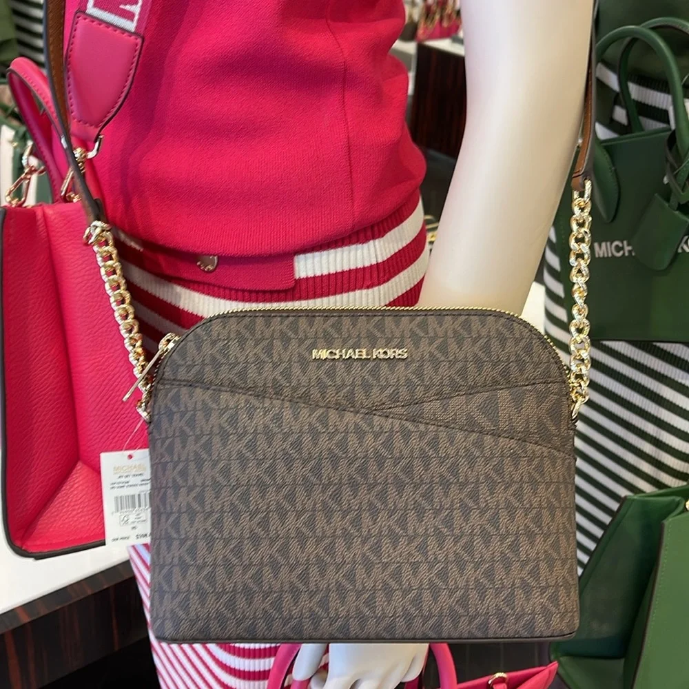 MICHAEL KORS
Jet Set Travel Medium Logo Dome Crossbody Bag
NWT - Picture 16 of 16